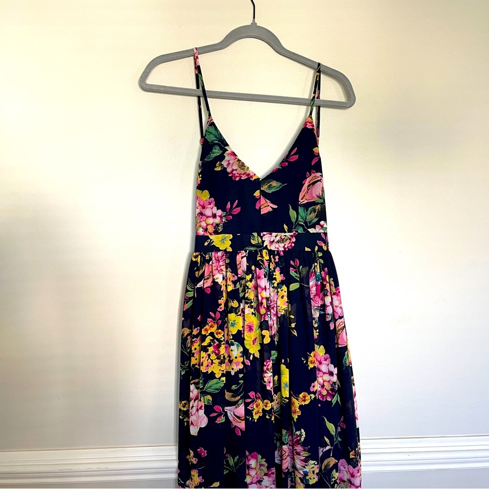 Miss Avenue Maxi dress with low back size large